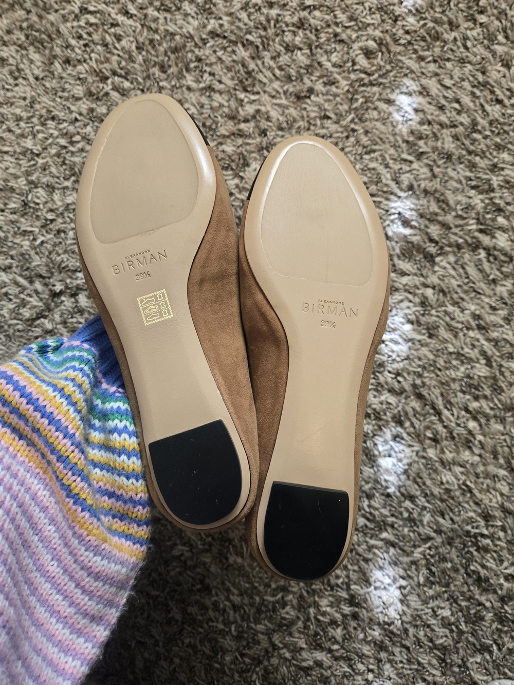 Alexandre Birman Tan and Black Bow-Front Ballet Flats. New In Box - Picture 3 of 4